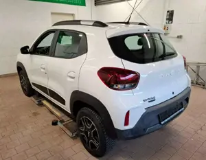 Dacia Spring 45 ExpressionPaket CCS - Navi - Allwetter Bild 2