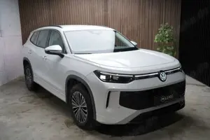 Volkswagen Tayron 2.0 TDI 4Motion Life | Matrix | AHK | 7S