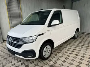Volkswagen T6 Transporter 6.1 Kasten TDI NAVI*Tempomat*PDC Bild 2