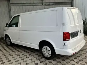 Volkswagen T6 Transporter 6.1 Kasten TDI NAVI*Tempomat*PDC Bild 5