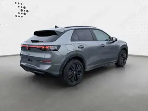 Volkswagen T-Roc R-Line 1.5 l eTSI AHK*NAVI*RFK*IQ.LIGHT*5J Bild 2