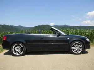 Audi A4 A4 Cabriolet 2.0 TFSI multitronic Bild 2