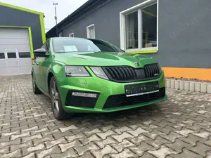 Skoda Octavia RS TSI Challenge PDC v+h Kessy LED ACC SmartLink