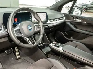 BMW 225 e xDrive Active Tour M Sportpaket AHK GSD 1VB DAB Bild 3