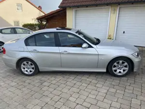 BMW 318 318i