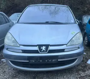 Peugeot 807