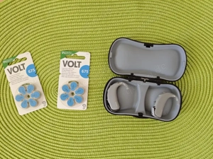 2 Stück Hörgeräte Phonak Vitus BTE-UP (rechts & links) .inkl. Batterien .Top Zustand