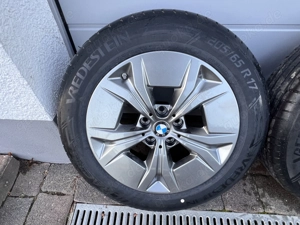 BMW iX1 Original Alu Sommerkompletträder - NIE gefahren