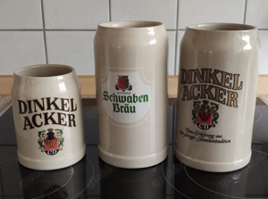 Verschiedene Bierkrüge