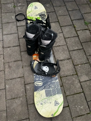Snowboard         