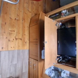 Wohnzimmer Schrank kostenlos abzugeben. Abzuholen Ende Februar in Worms 