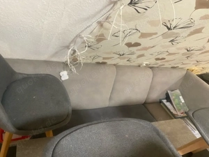 Essecke ohne Tisch und stühle 