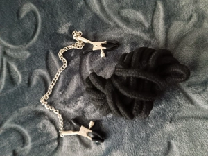 Suche eine Putzfrau ab 18 die sich bei der Arbeit abgreifen lässt. 