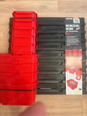 werkzeug behälter