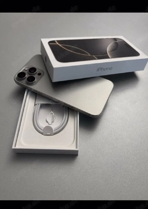 Apple iPhone 16 Pro Max - 256GB, Titan Weiß, ohne Simlock Im Neuwertigen Zustand