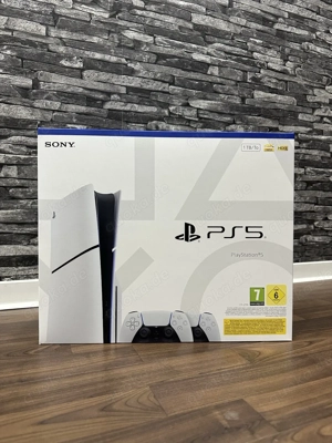 Sony Playstation 5 slim spielkonsole mit 2 PS5 Controller ubd Verpakung