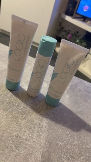 Logic by Forever Skincare Set neu