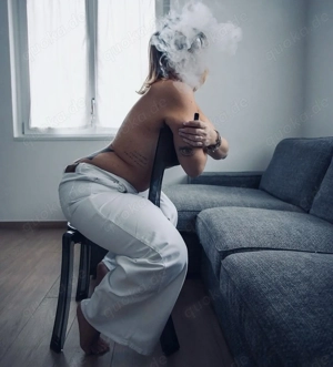 Camsex mit Sportlicher Milf  Bild 2