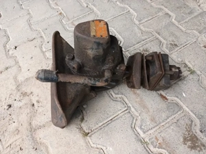 Anhängekupplung  Unimog U1000-1600  , MB-TRAC 7 . Bild 7