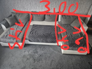  Moderne Eckcouch grau-weiß mit Kissen