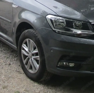 Volkswagen VW Caddy TDI 75 kW TÜV NEU Bild 5