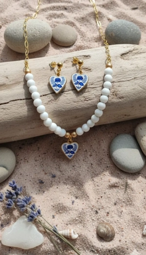 Halskette und Ohrringe im Set 