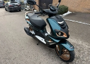 Peugeot Speedfight 4