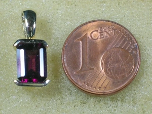 NEU: Clip-Anhänger 375 Gold mit Rhodolith-Granat