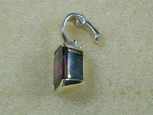 NEU: Clip-Anhänger 375 Gold mit Rhodolith-Granat Bild 4