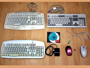 3x PC Tastatur 1xFunk Tastatu r 1x Kugel Maus 1x Funk Maus