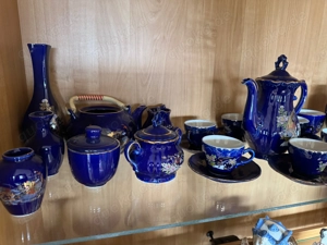 komplette Tassen Set