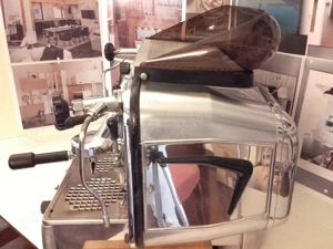 Faema E61 Zweigruppen-Kupferkessel Jahr 1964 Bild 5