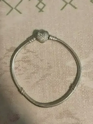 Pandora Armband 17cm mit Herzverschluss 