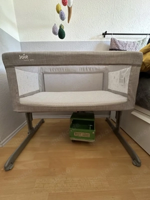 Joie Babybett mit integrierter Schaukelfunktion - Top-Zustand