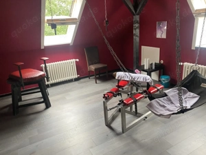 Dominates erfahrenes Paar sucht Sklavin  Sub zur Ausdbildung 