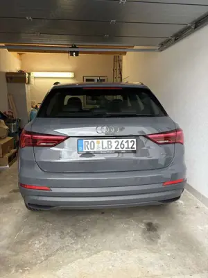 Audi Q3 40 TFSI quattro S tronic line Bild 2