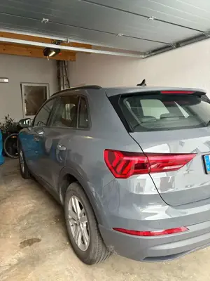 Audi Q3 40 TFSI quattro S tronic line Bild 3