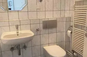 2 Zimmer Wohnung  Bild 2