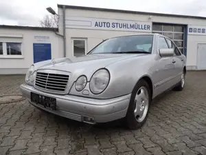 Mercedes-Benz E 320 E-Klasse Avantgarde   KEIN WINTERBETRIEB