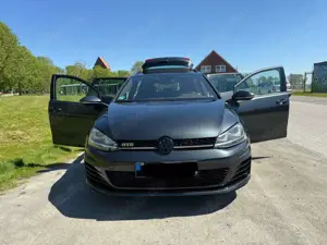 Volkswagen Golf GTD Variant BlueMotion Technology DSG Bild 3