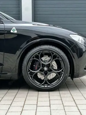 Alfa Romeo Stelvio V6 2.9 Bi-Turbo AT8-Q4 Quadrifoglio Bild 5