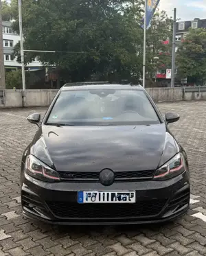 Volkswagen Golf GTI (BlueMotion Technology) DSG Performance