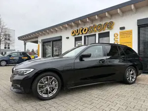 BMW 330 Touring 3er - 330e xDrive Sport Line 185 kW (25...