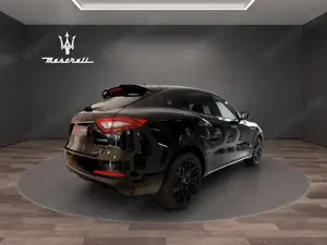 Maserati Levante SQ4 GranSport Bild 4