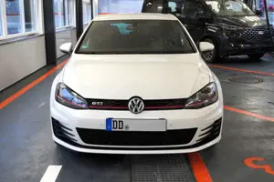 Volkswagen Golf GTI Performance 2.Hand | Adaptive LED | HR | Dynaudio Bild 2