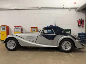 Morgan Plus 8