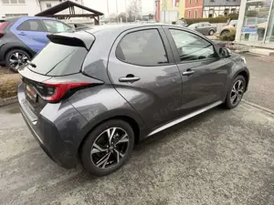 Toyota Yaris Hybrid 116 1.5 VVT-i Teamplayer *ComfortS Bild 5