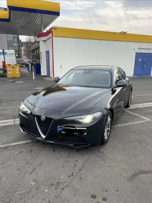 Alfa Romeo Giulia 2.0 t 200cv auto