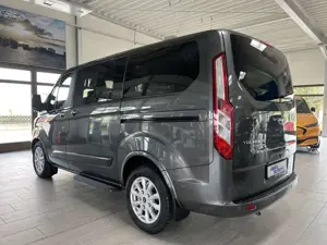 Ford Tourneo Custom Bild 2
