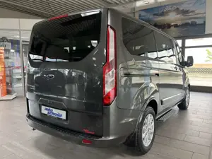 Ford Tourneo Custom Bild 3